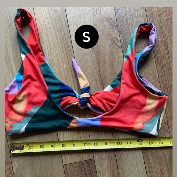 COPY - NWT Front Tie Bikini Top - Picture 3 of 5